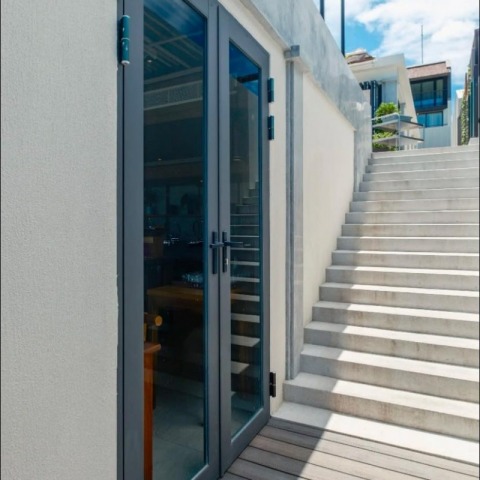 รับเหมาอลูมิเนียมกระจก